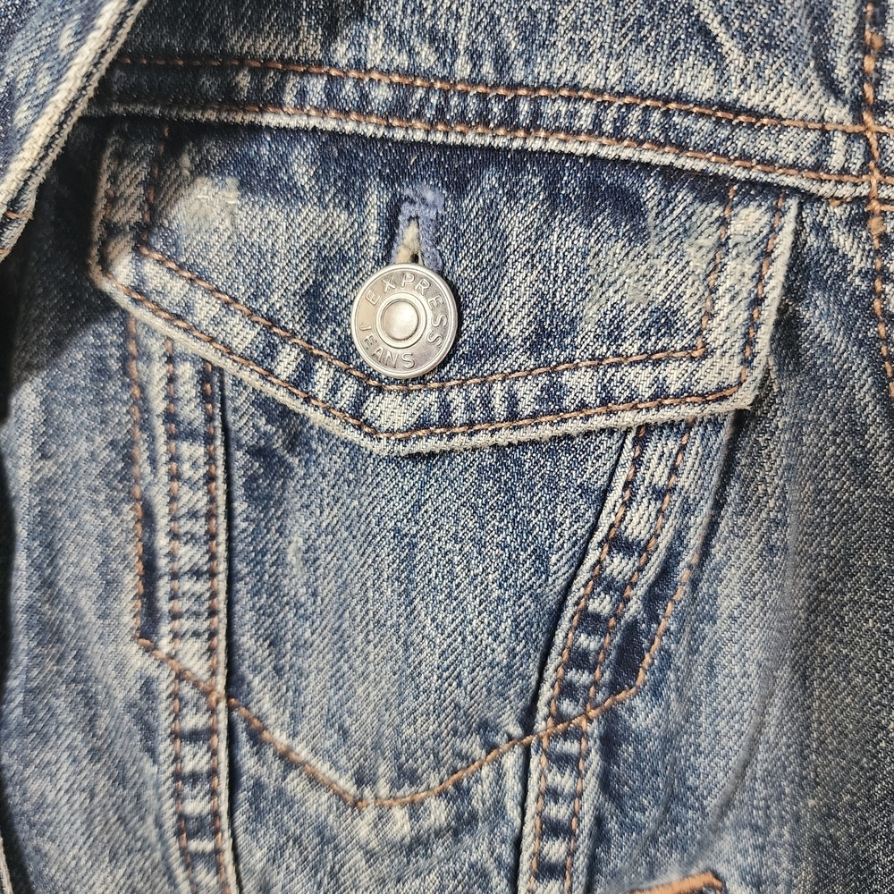 Express Jeans Distressed Denim Vest - Medium Wash Vintage Style - Small - Picture 6 of 12